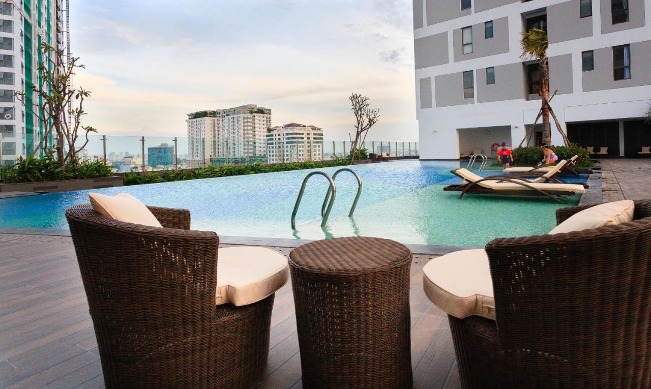 Homet Saigon Rivergate - Free Pool & Gym & Pickup Services Хошимин Экстерьер фото